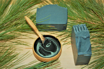 Activated Charcoal & Tea Tree