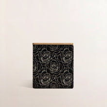 ROSE PATTERN CANDLE