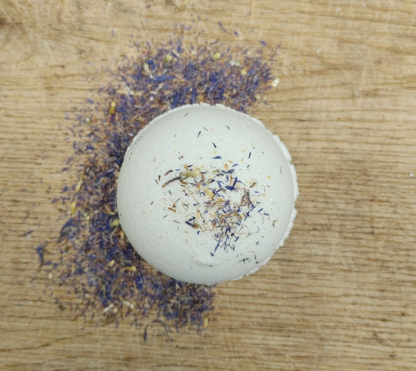 Flirty Bath Bomb | Jasmine Vanilla Blend