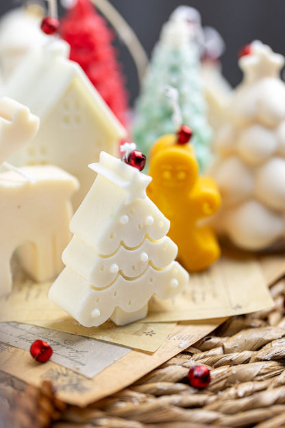 Small Christmas Tree Candle – Handmade Soy Wax Holiday Candle for Christmas Decor & Gifts