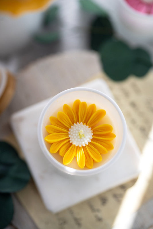 Daisy flower candle, Soy candle, flower candle favor,White Jars Candle